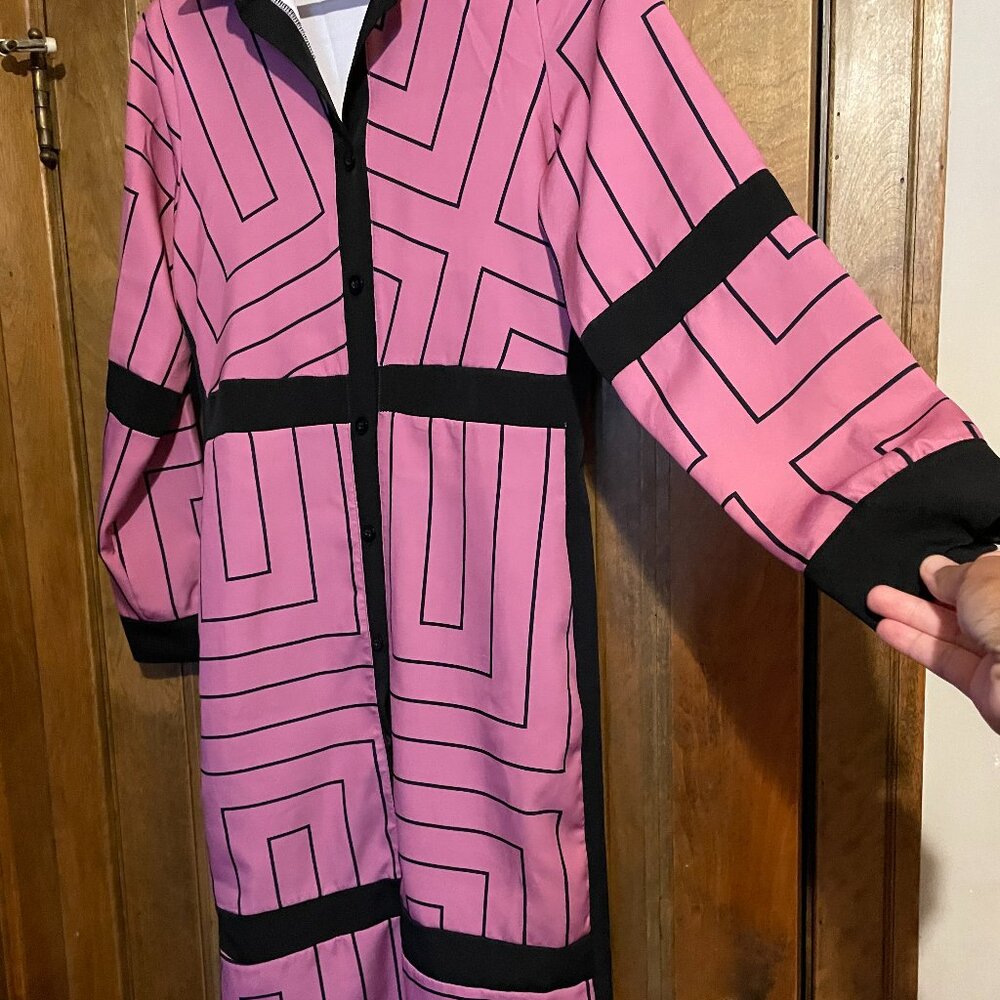 So lovely!! Dusty Rose Button Down Women's Collared Shirt Maxi Dress - Size M